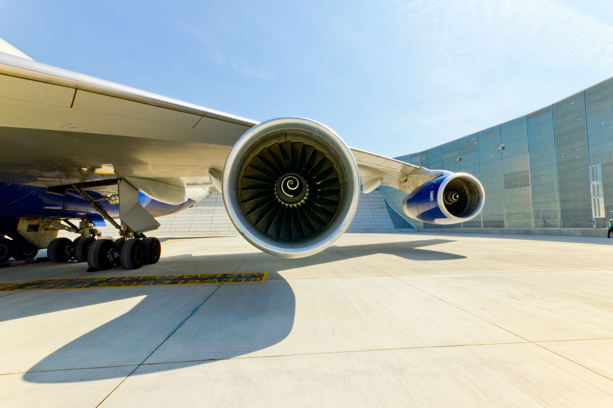 自動車・航空